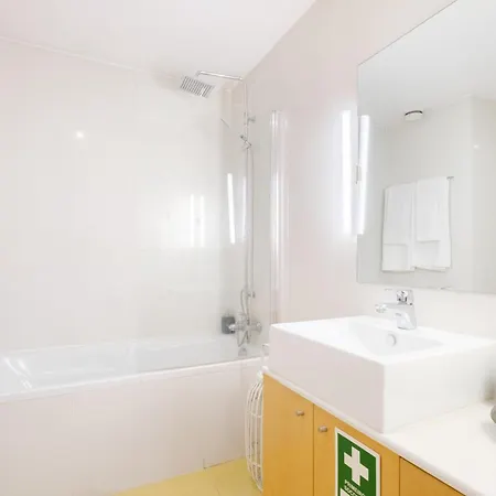 Cm Antas Studios Porto Room photo