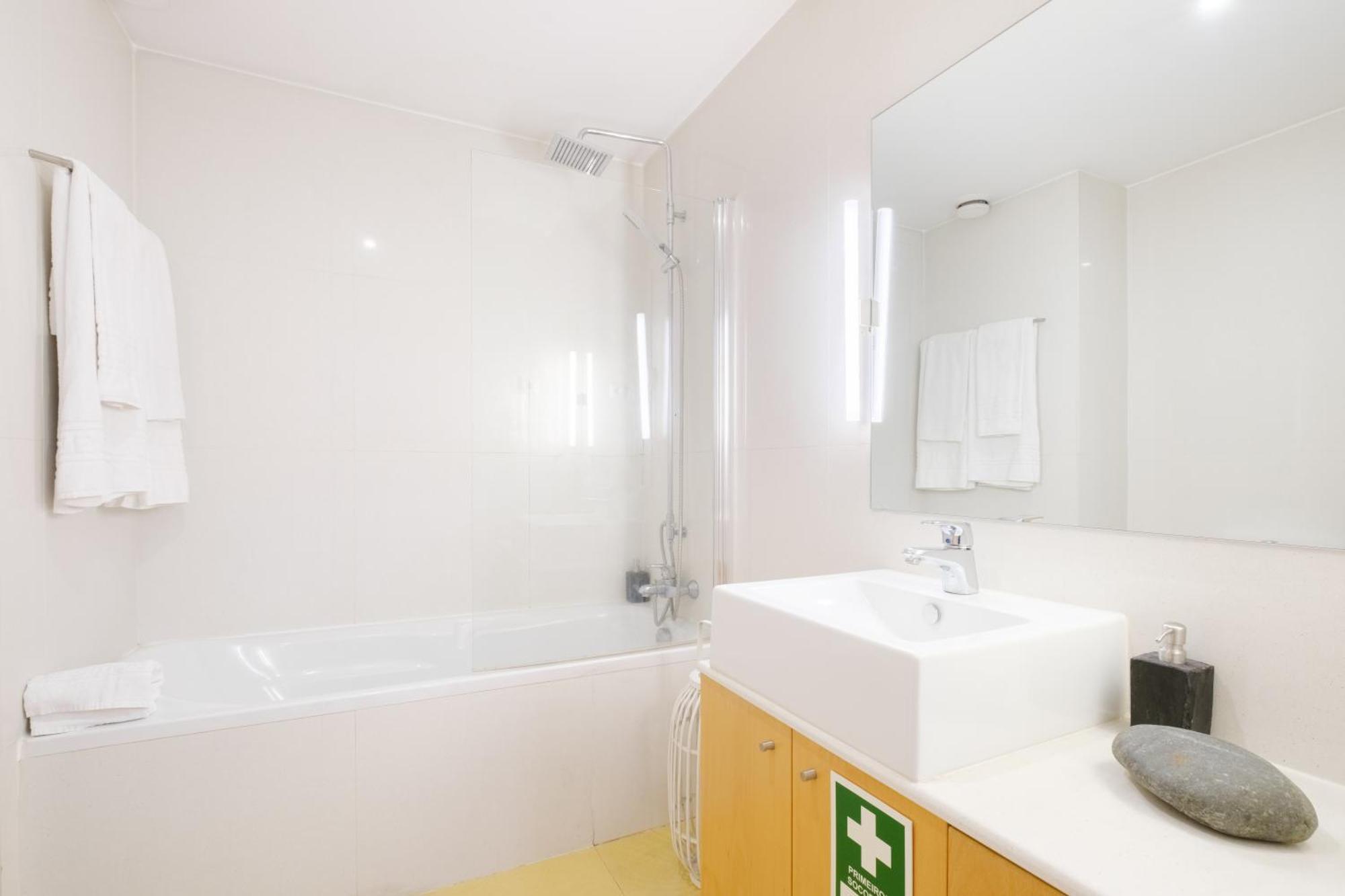 Cm Antas Apartment Porto